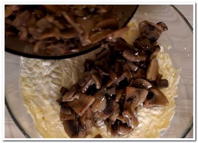 рецепт куриного салата с грибами